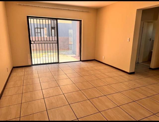 2 BEDROOM PROPERTY TO RENT IN CASHAN